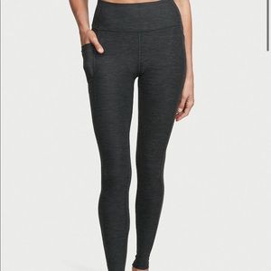 Victoria’s Secret leggings